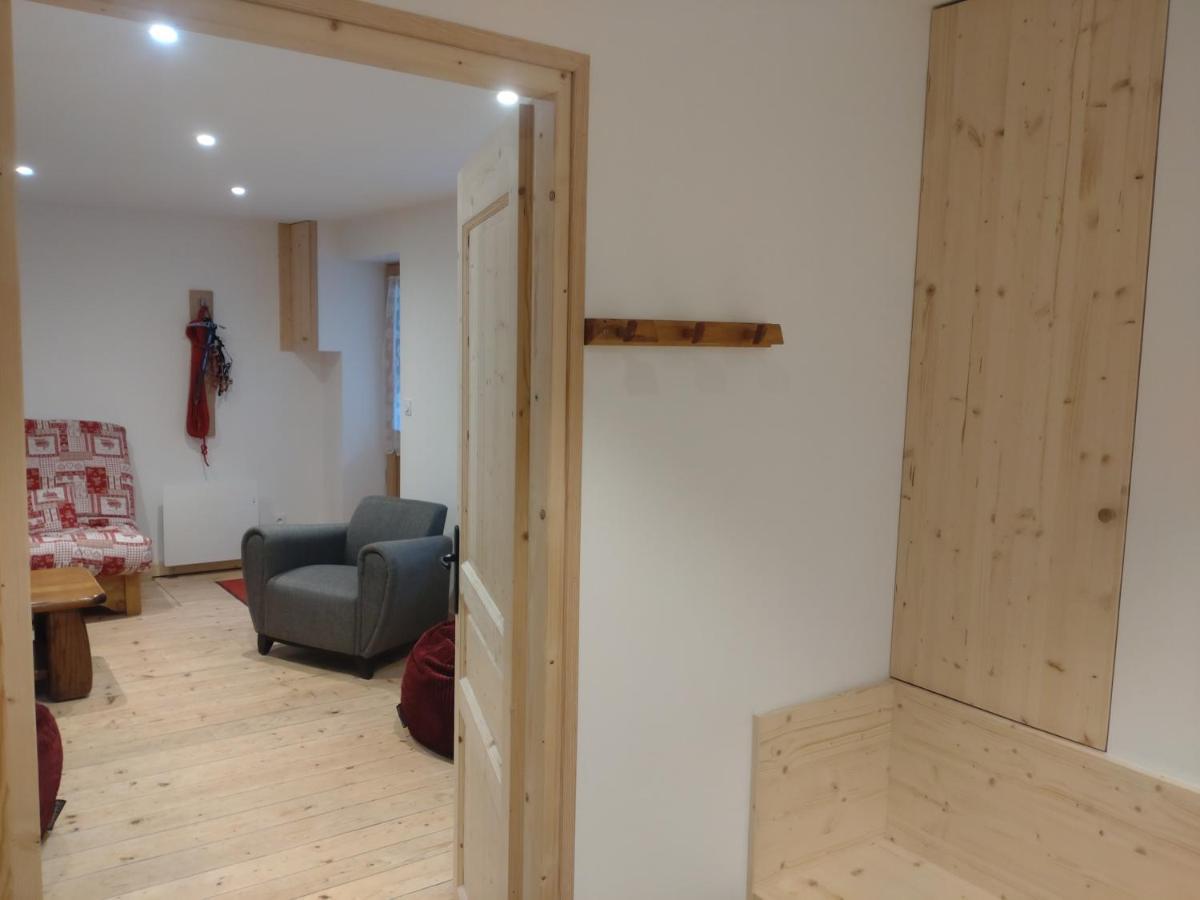 לה פלאנייה La Maizon Du Bois - Le Haut Appartement De 130 M2 - Le Bas Appartement De 70 M2 מראה חיצוני תמונה